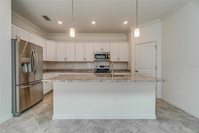 Building Photo - 11343 Burgundy Dr