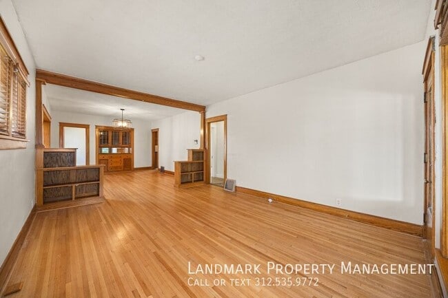 Building Photo - 812 Farragut Pl