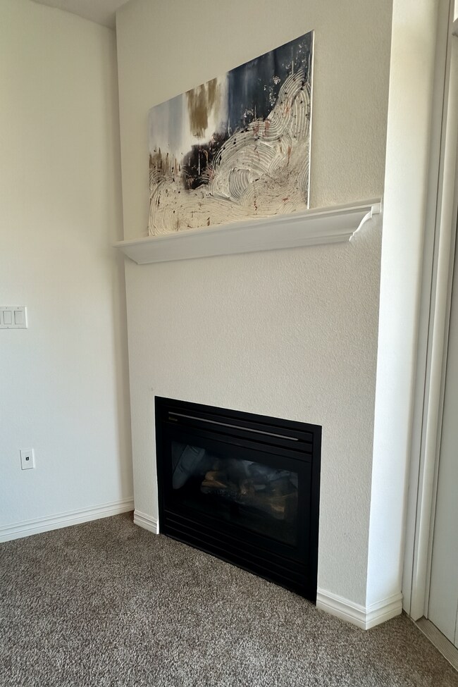 Building Photo - 1240 India St