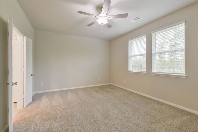 Building Photo - 17418 Rosette Grass Dr