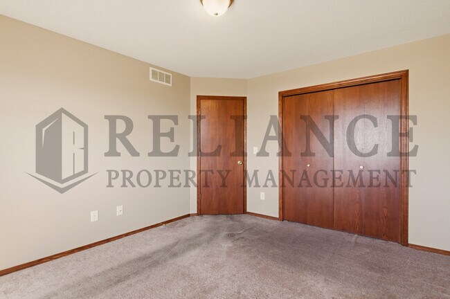 Building Photo - 9922 E Kinkaid Cir