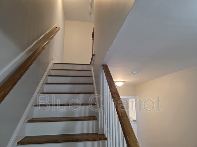 Building Photo - 1206 Granby St