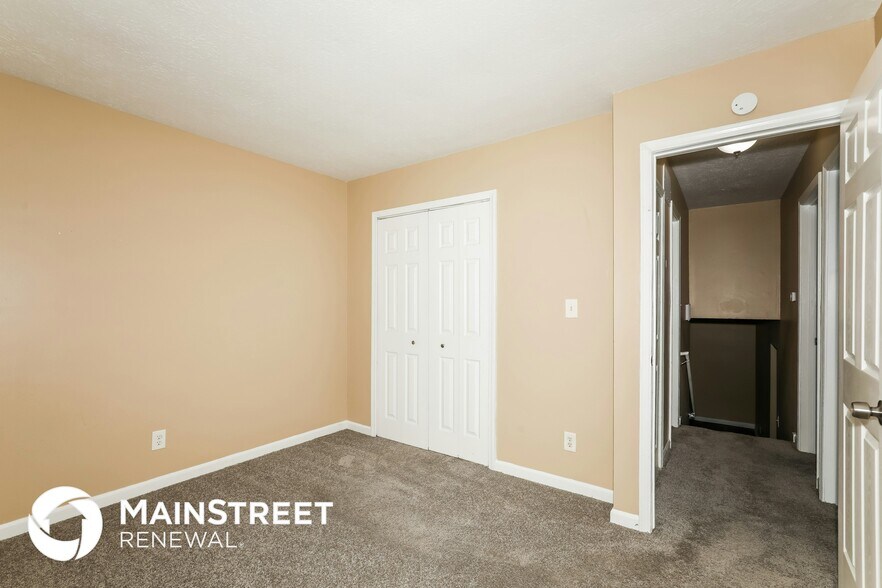 Building Photo - 5804 Coppock Ln