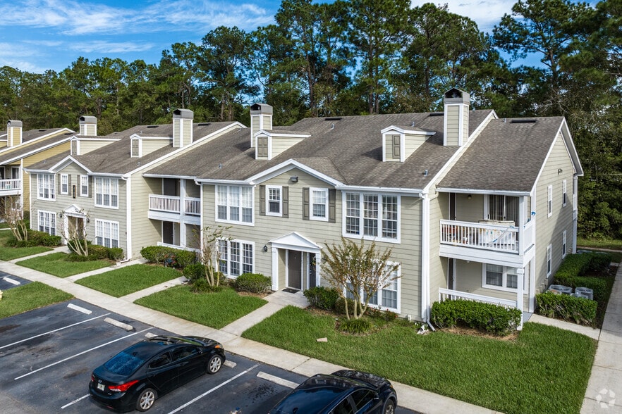 Primary Photo - Villas at St. Johns