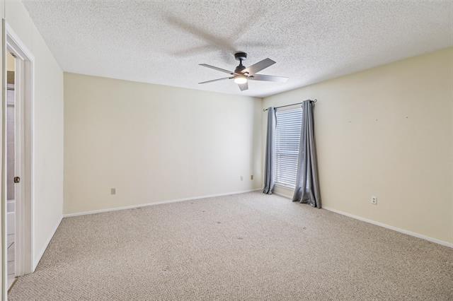 Building Photo - 2622 Briar Hill Dr