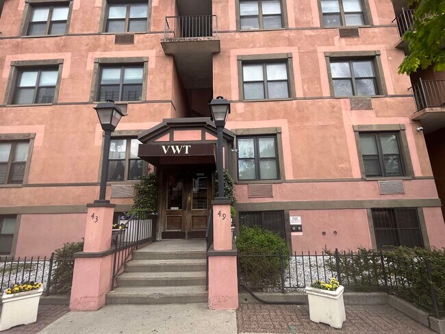 Building Photo - 43-49-49 Van Wagenen Ave
