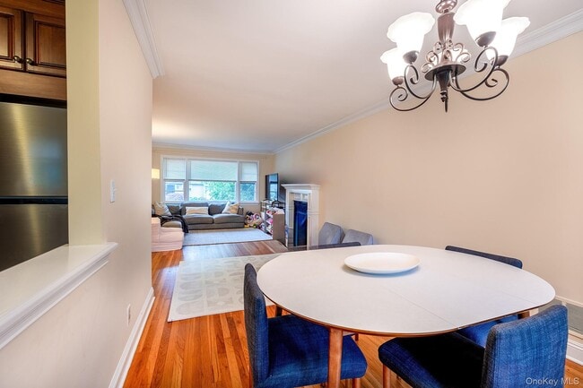 Building Photo - 11 Latonia Rd