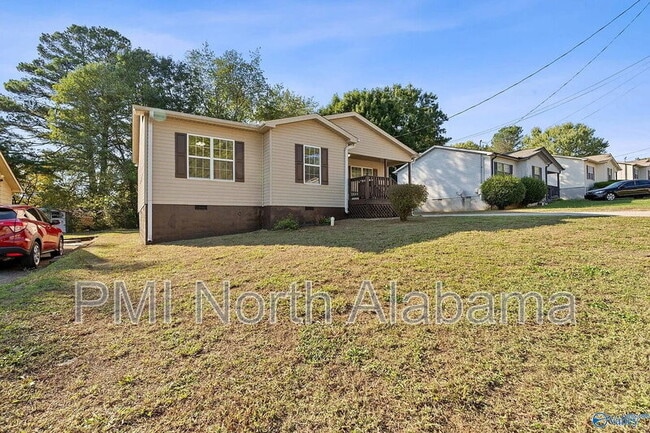 Building Photo - 3103 Sonya Dr NW
