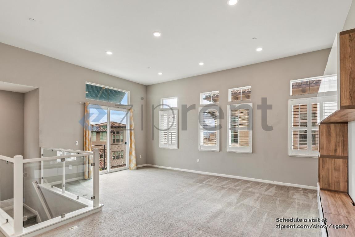 Building Photo - 3091 Lina St