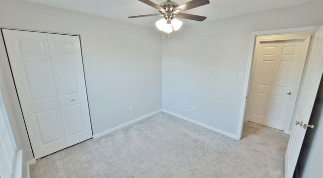 Building Photo - 3 Bed / 3 Bath Single Family Home