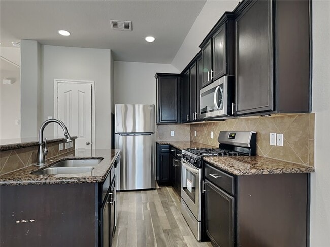 Building Photo - 17103 Amarose Dr