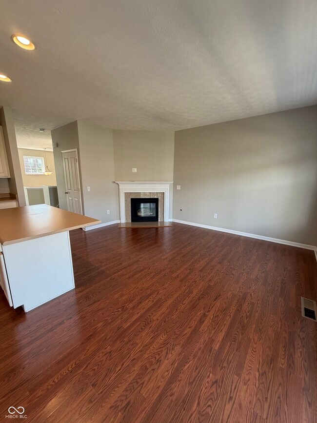 Building Photo - 6316 Central Boulevard