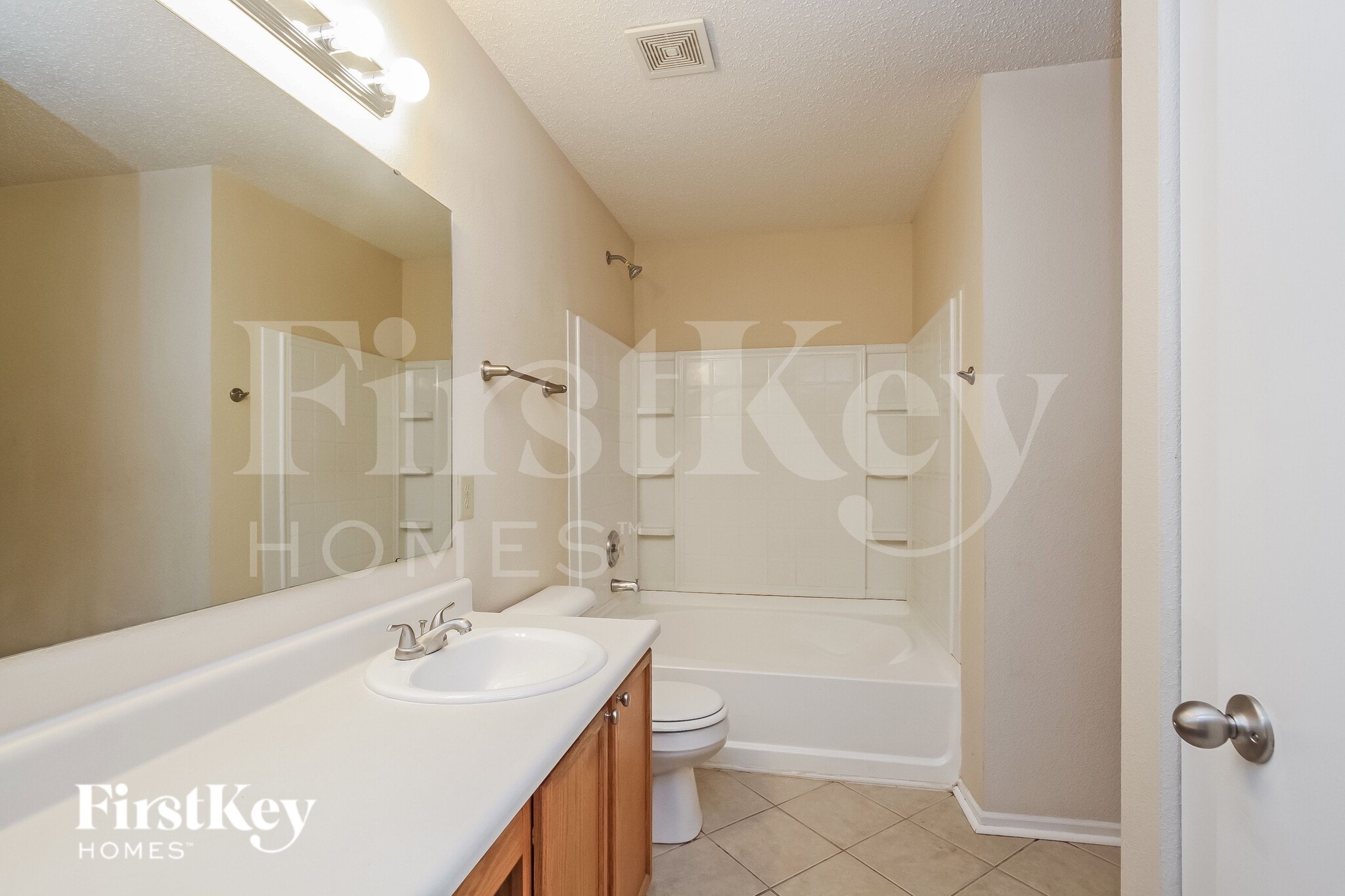 Building Photo - 12401 Rose Haven Dr