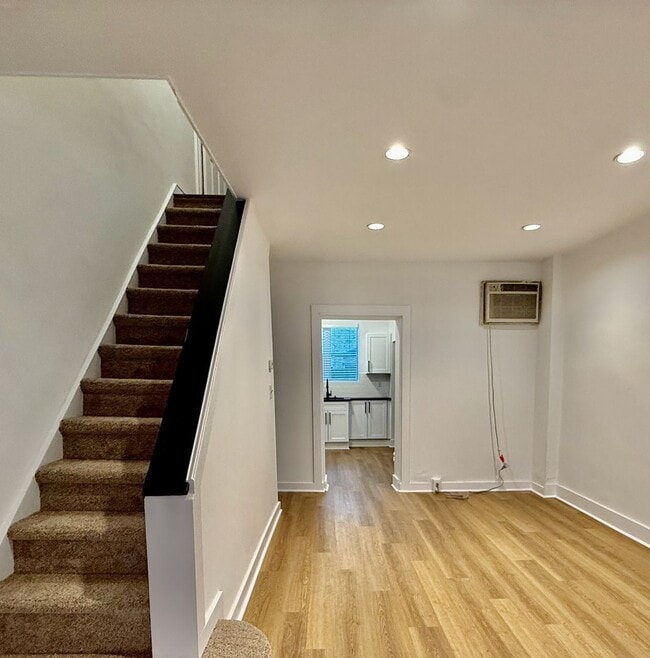 Building Photo - Just RENOVATED open floorplan 3 BED/1 BA HOME w/ WASHER/DRYER & large PATIO on Great Block in Sou...