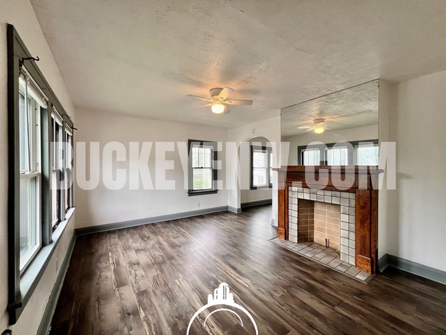 Building Photo - 4158 Mayfield Dr