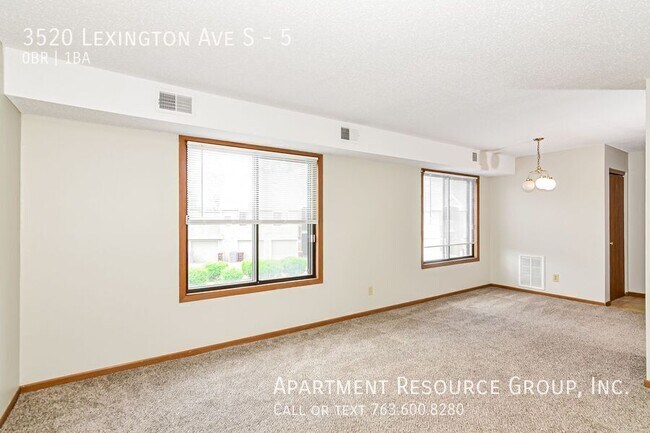 Building Photo - 3520 Lexington Ave S