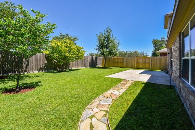 Building Photo - 21373 Thurston Crossing Dr