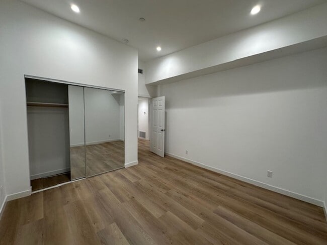 Building Photo - Completely remodeled 4+2 sprawled across a charming street in a beautiful pocket of Reseda