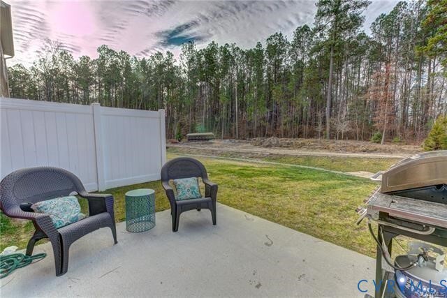 Building Photo - 8942 Ringview Dr