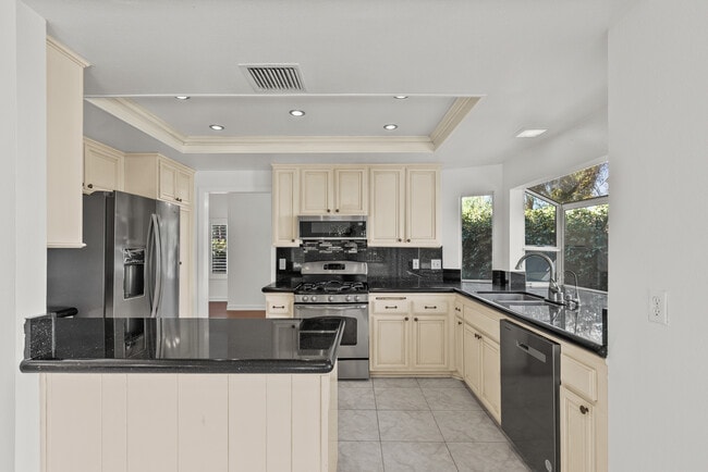 Building Photo - 7231 Spring Ct