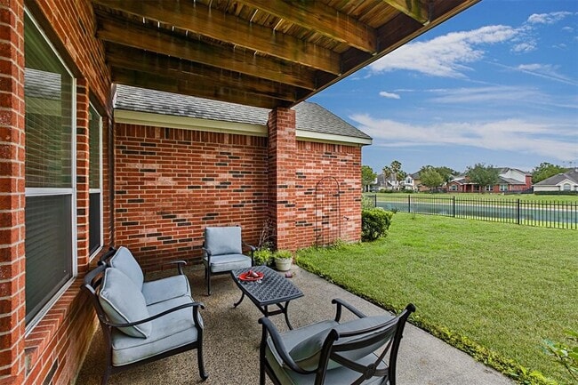 Building Photo - 16402 Pinon Vista Dr