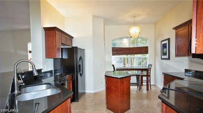 Building Photo - 3555 Poinsettia Ave