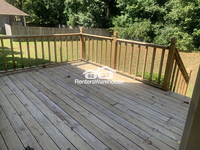 Building Photo - 117 Waterbury Dr
