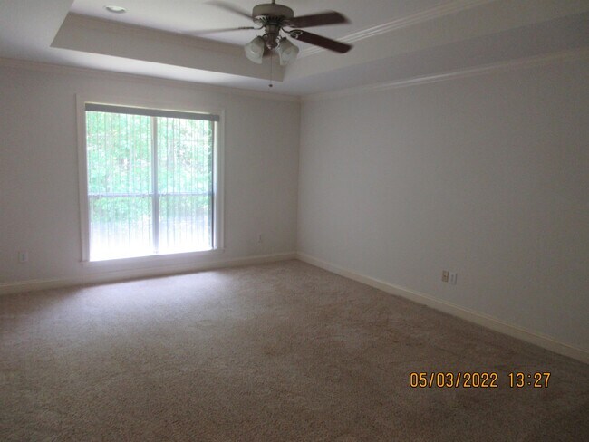 Building Photo - 8889 Augusta Ct