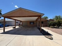 Building Photo - 2,800Sq Foot, 5 Bedroom Single Story Home Available Near Eubank Blvd NE & Copper Ave NE!