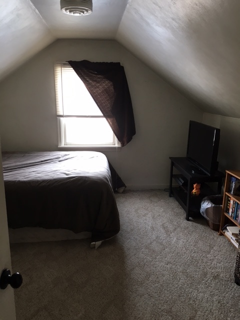 Building Photo - 425 Summit St