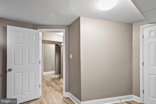 Building Photo - 2412 18th St SE