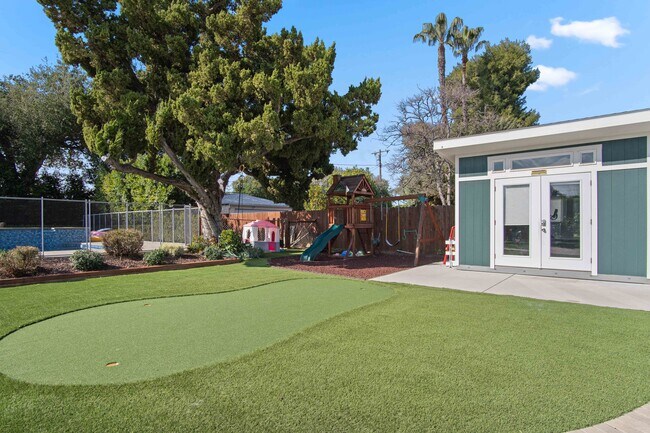 Building Photo - 6835 Aldea Ave