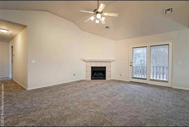 Building Photo - 32 Watson Dr