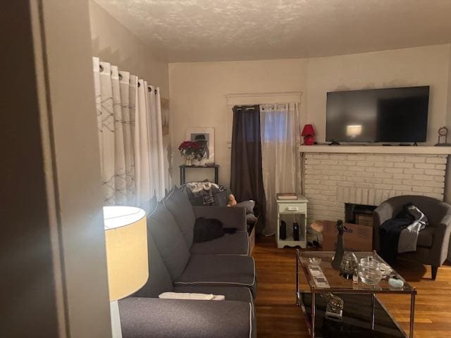 Building Photo - 3266 E 123rd St