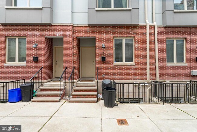 Building Photo - 1775 Frankford Ave