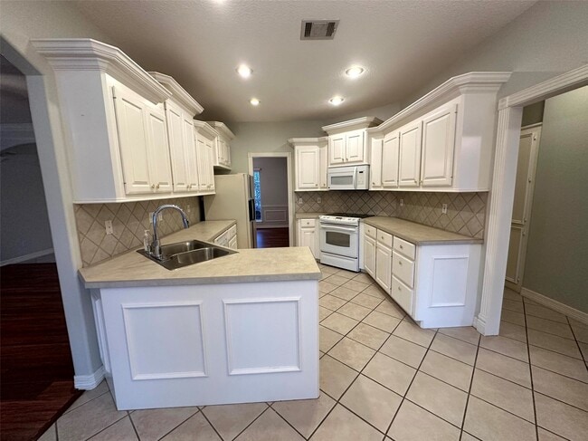 Building Photo - 12629 Capricornus