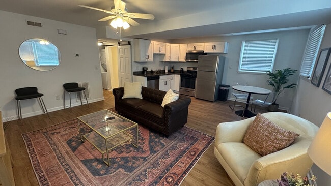 Primary Photo - 2018 Morningside Dr