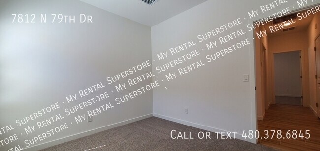 Building Photo - 7812 N 79th Dr