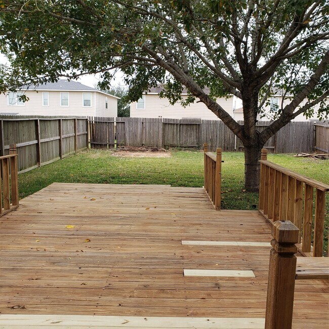 Building Photo - 7863 Maverick Trace Ln