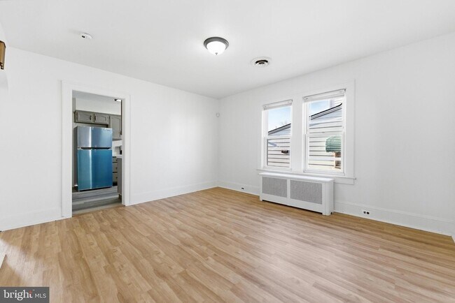 Building Photo - 140 Maddock Ave