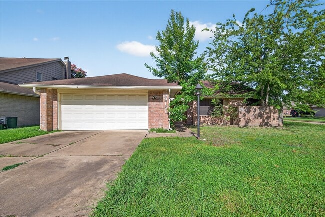 Building Photo - 22151 Birch Valley Dr