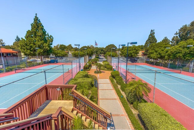 Building Photo - 1000 W MacArthur Blvd