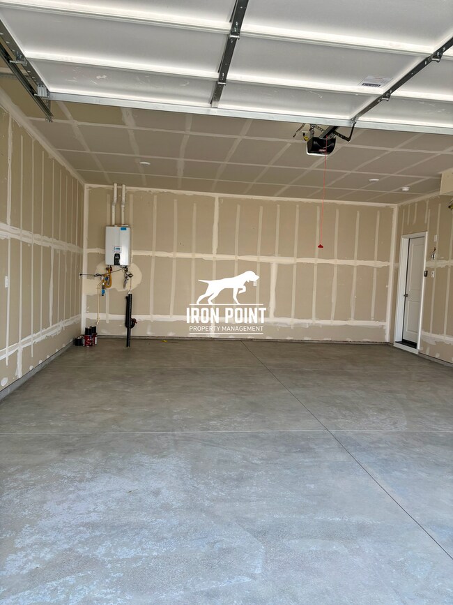 Building Photo - 8285 W White Willow St