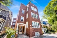 Building Photo - 2109 W Eastwood Ave