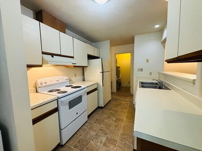 Building Photo - 403 Berryfield Ln