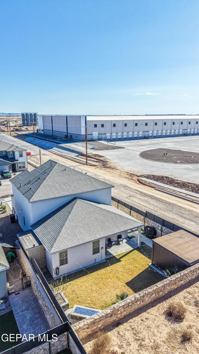 Building Photo - 1621 Sam Dominguez St