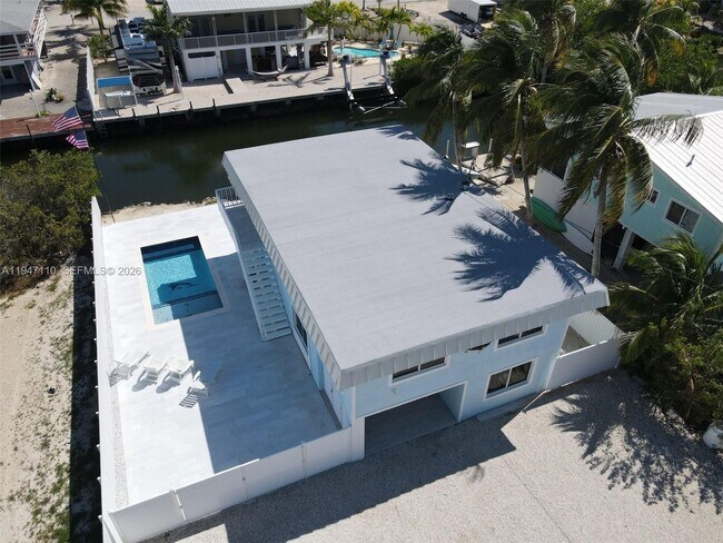 Building Photo - 27346 Martinique Ln