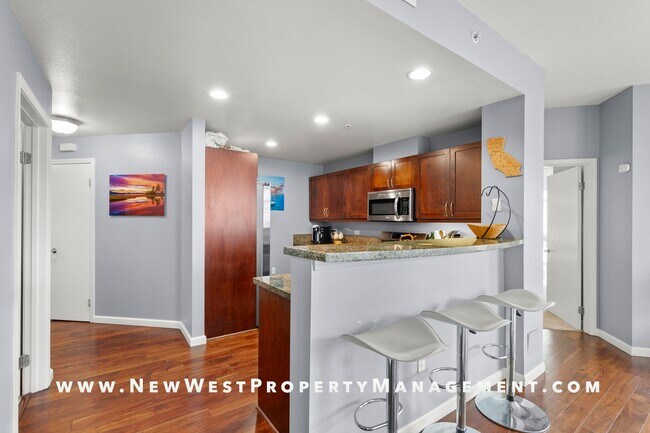 Building Photo - 530 K St