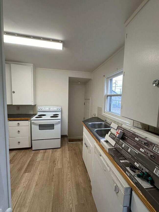 Building Photo - 1416/1418 Riche Ct
