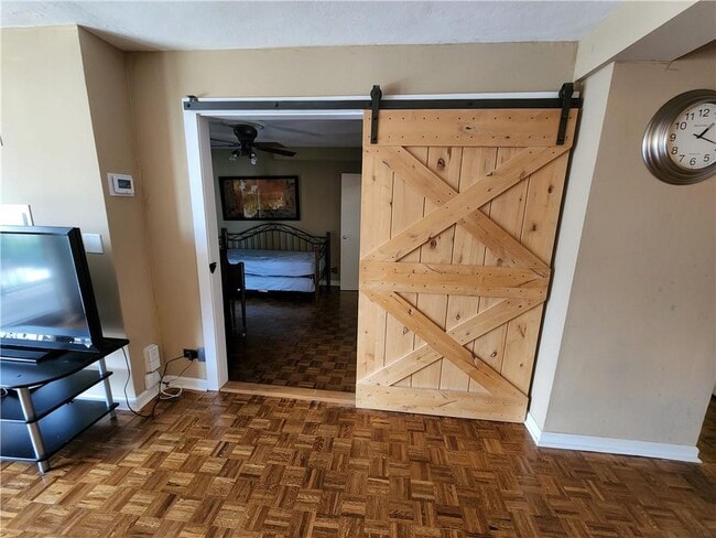 Building Photo - 620 Peachtree St NE